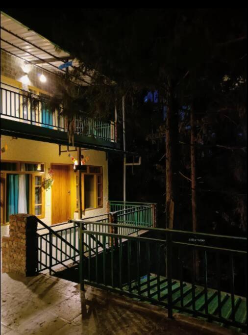 The Hill Story, Entire Chalet, Offbeat,Cozy Mussoorie Buitenkant foto