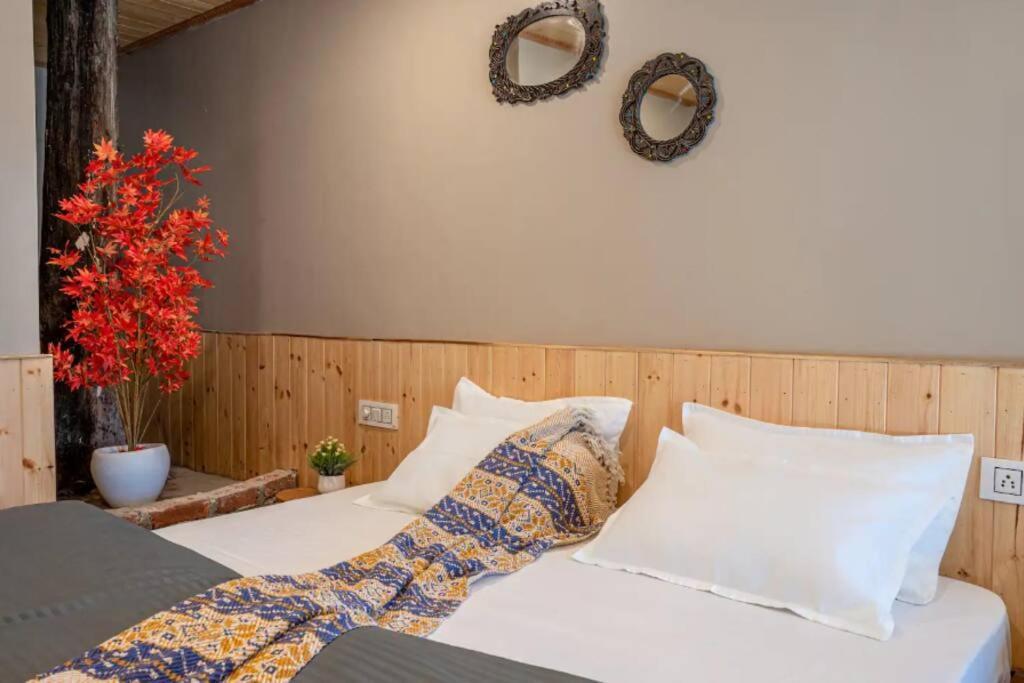 The Hill Story, Entire Chalet, Offbeat,Cozy Mussoorie Buitenkant foto